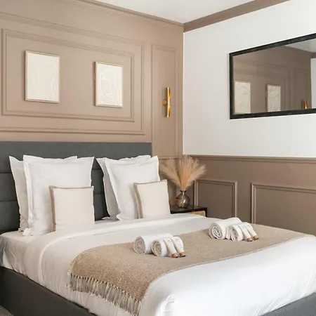 Premium Apartment In Champs-Elysees Apartment Paris