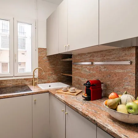 Premium Apartment In Champs-Elysees Apartment *