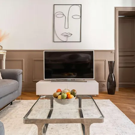 Premium Apartment In Champs-Elysees Apartment