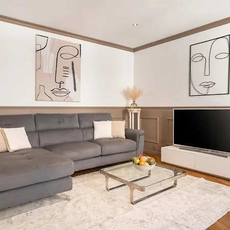 Premium Apartment In Champs-Elysees Apartment Paris